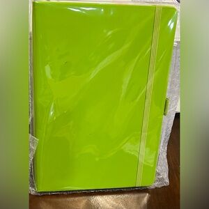 Hardcover Notebook Journal Pen Loop Green NIP